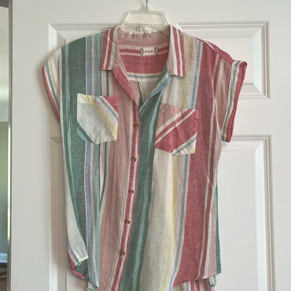 Altar’d State Women’s Relaxed Fit Button Down Blouse - Picture 1 of 11